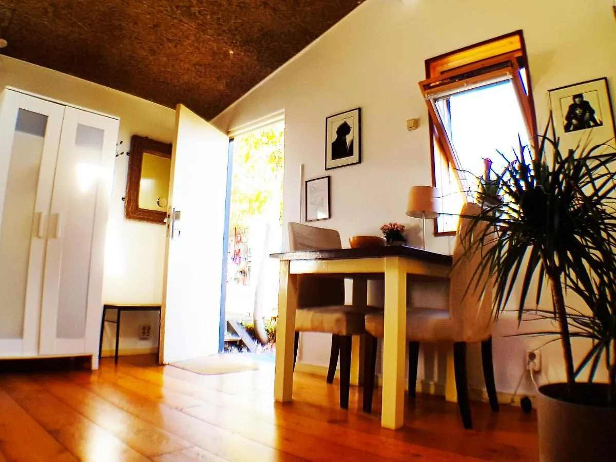 Romantic Quiet Studio On The Canal Amsterdam Holland